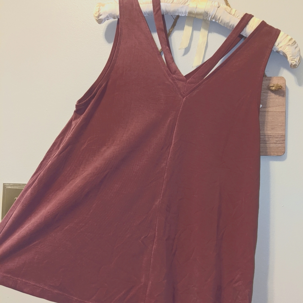 Tank top- American eagle soft and sexy; rose pink